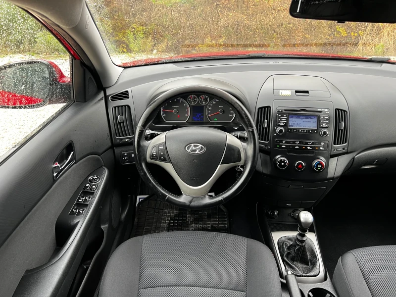 Hyundai I30 1.6i 169000km SWISS, снимка 8 - Автомобили и джипове - 52558019