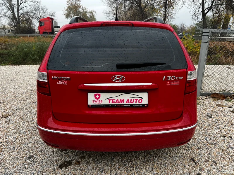 Hyundai I30 1.6i 169000km SWISS, снимка 4 - Автомобили и джипове - 52558019