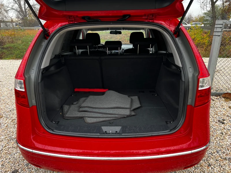 Hyundai I30 1.6i 169000km SWISS, снимка 14 - Автомобили и джипове - 52558019