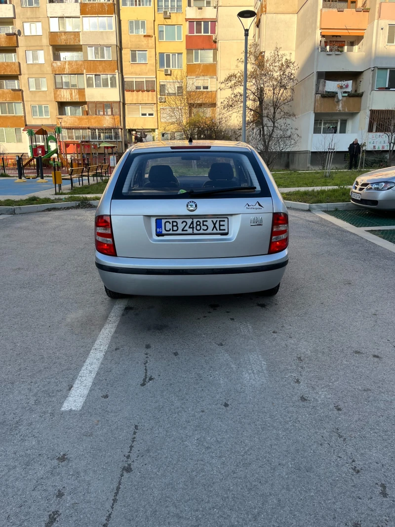 Skoda Fabia, снимка 4 - Автомобили и джипове - 52818361