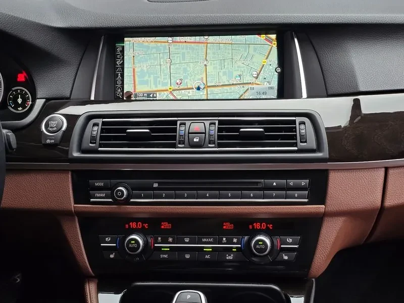 BMW 528 i - САМО 30% АВАНС, снимка 17 - Автомобили и джипове - 55803157