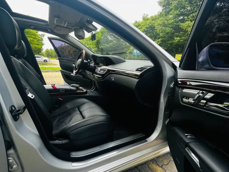 Mercedes-Benz S 550 Amg, снимка 15 - Автомобили и джипове - 56070330