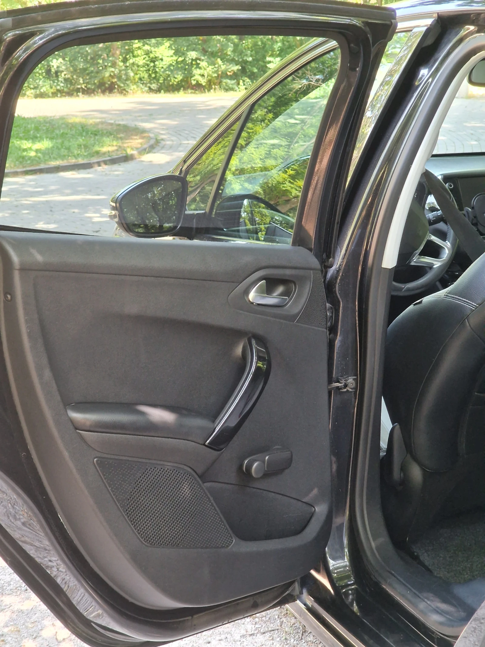 Peugeot 208 | Mobile.bg   14