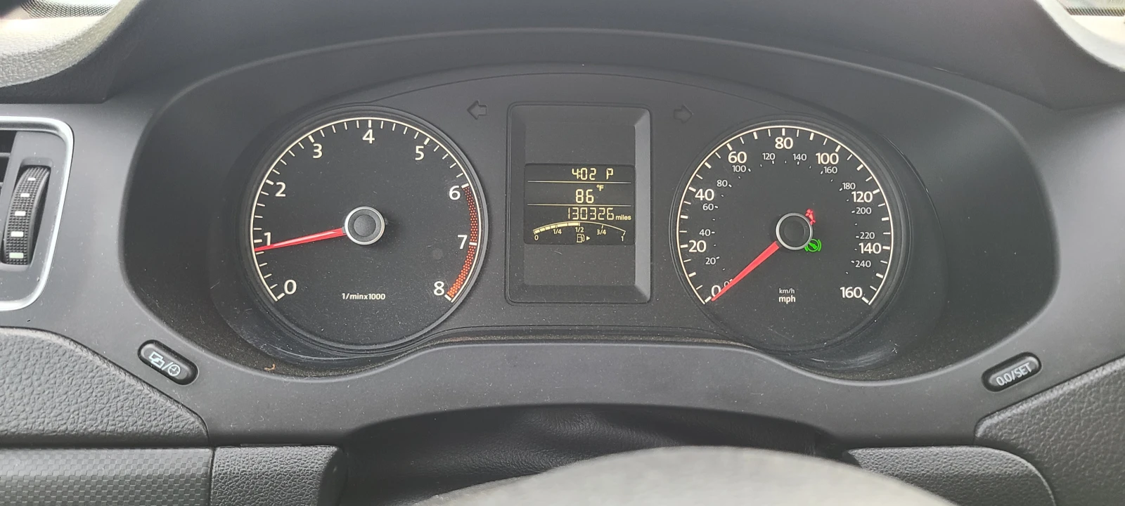 VW Jetta 2.0i auto, снимка 11 - Автомобили и джипове - 52572284