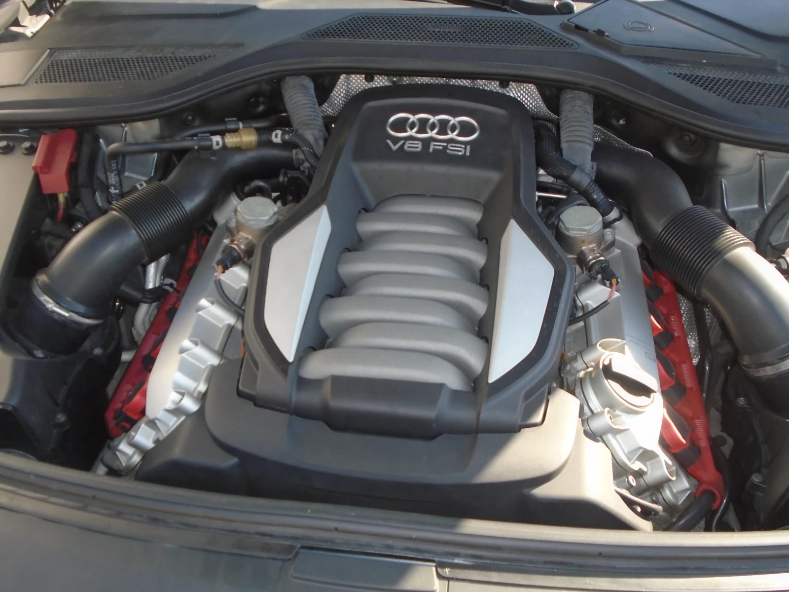Audi A8  - изображение 2