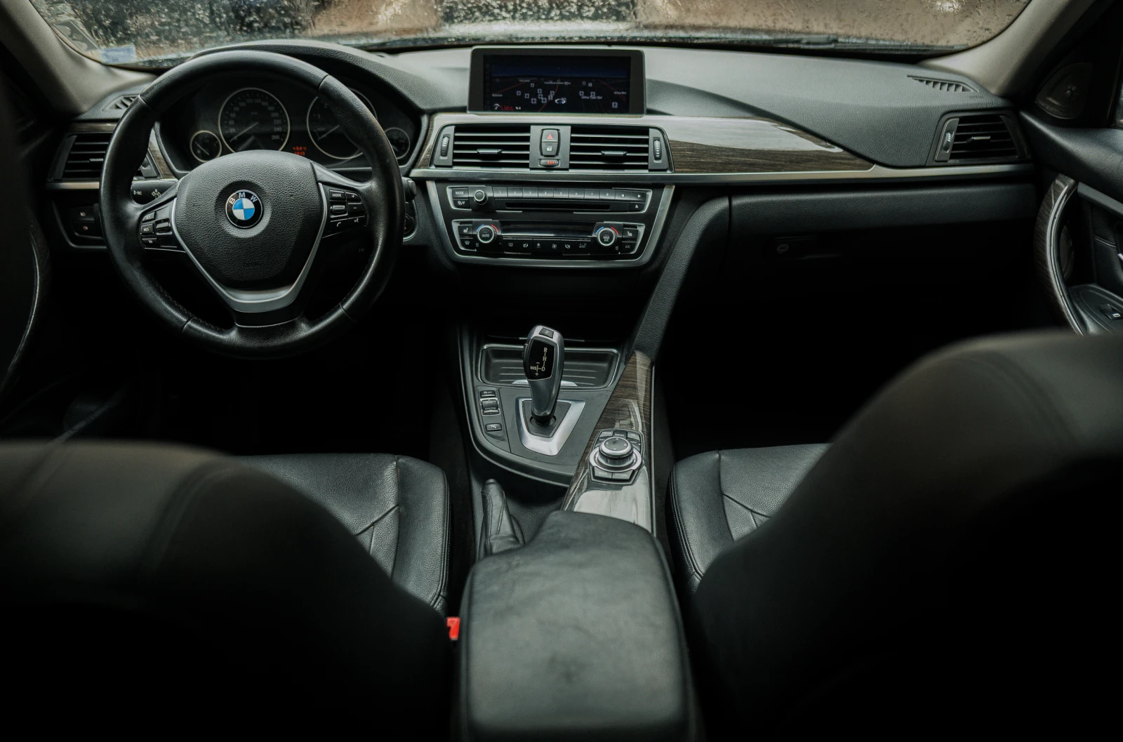 BMW 320 F30 320i, 184 к.с., AUTOMAT, HUD, сменени вериги - изображение 8