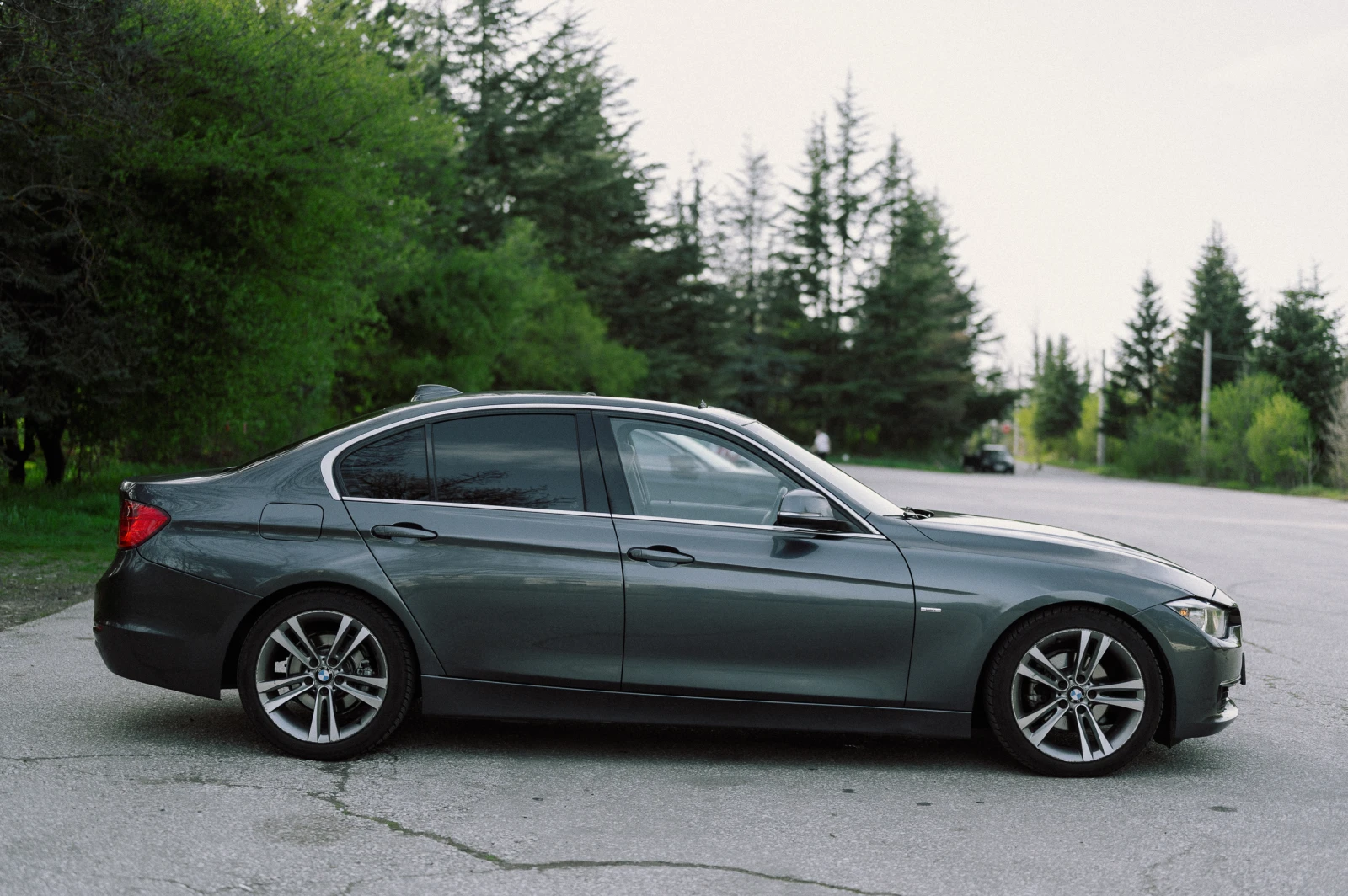 BMW 320 F30 320i, 184 к.с., AUTOMAT, HUD, сменени вериги - изображение 3