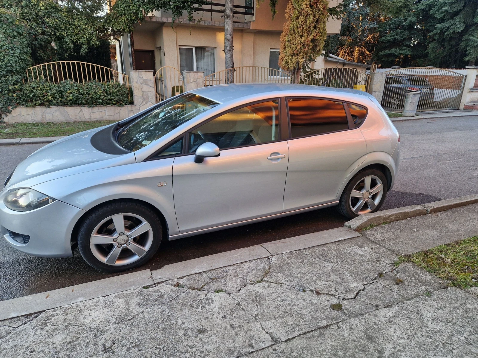 Seat Leon TDI - изображение 3