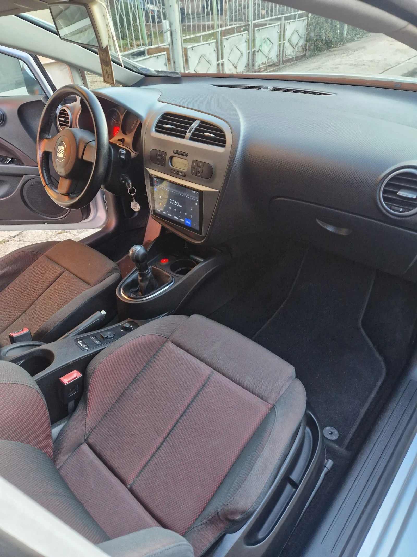 Seat Leon TDI - изображение 10