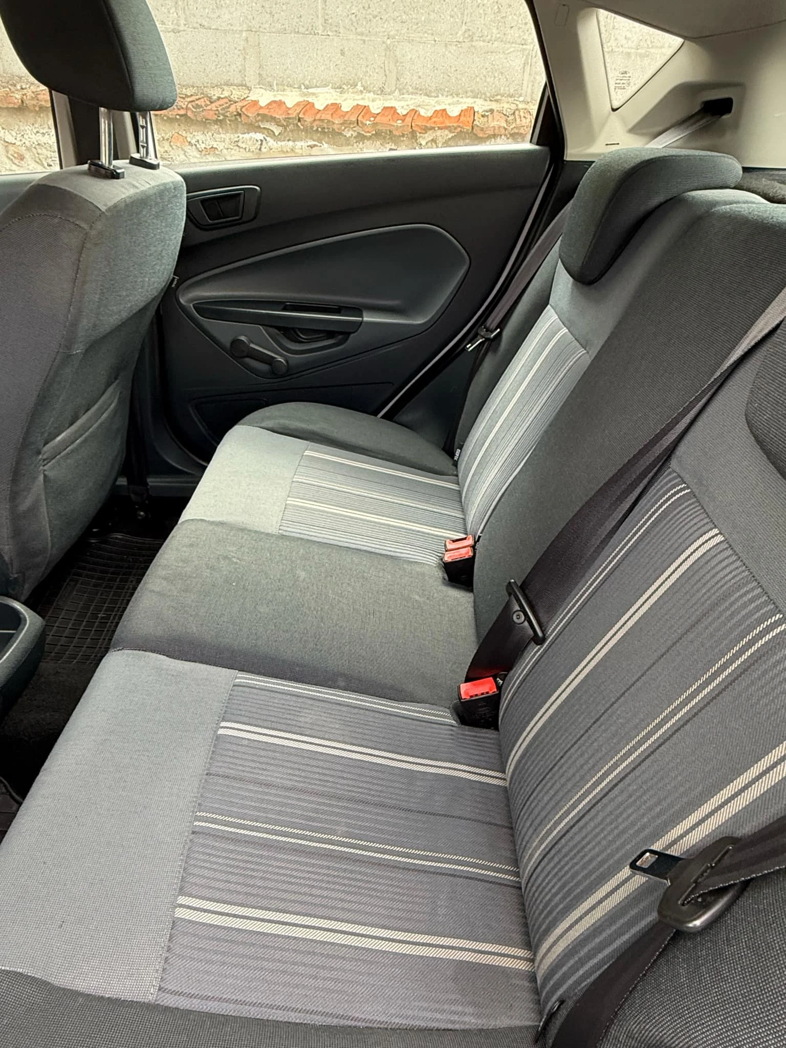 Ford Fiesta  - изображение 9