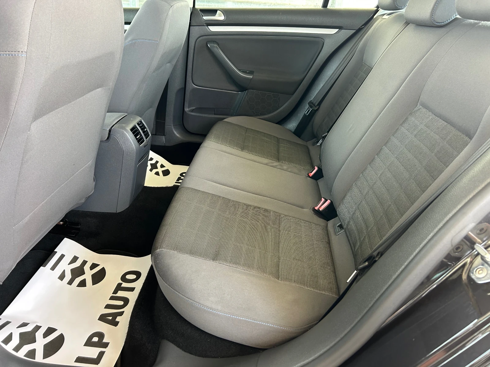 VW Golf * 1.6i* 102к.с* ГАЗ*  - изображение 10