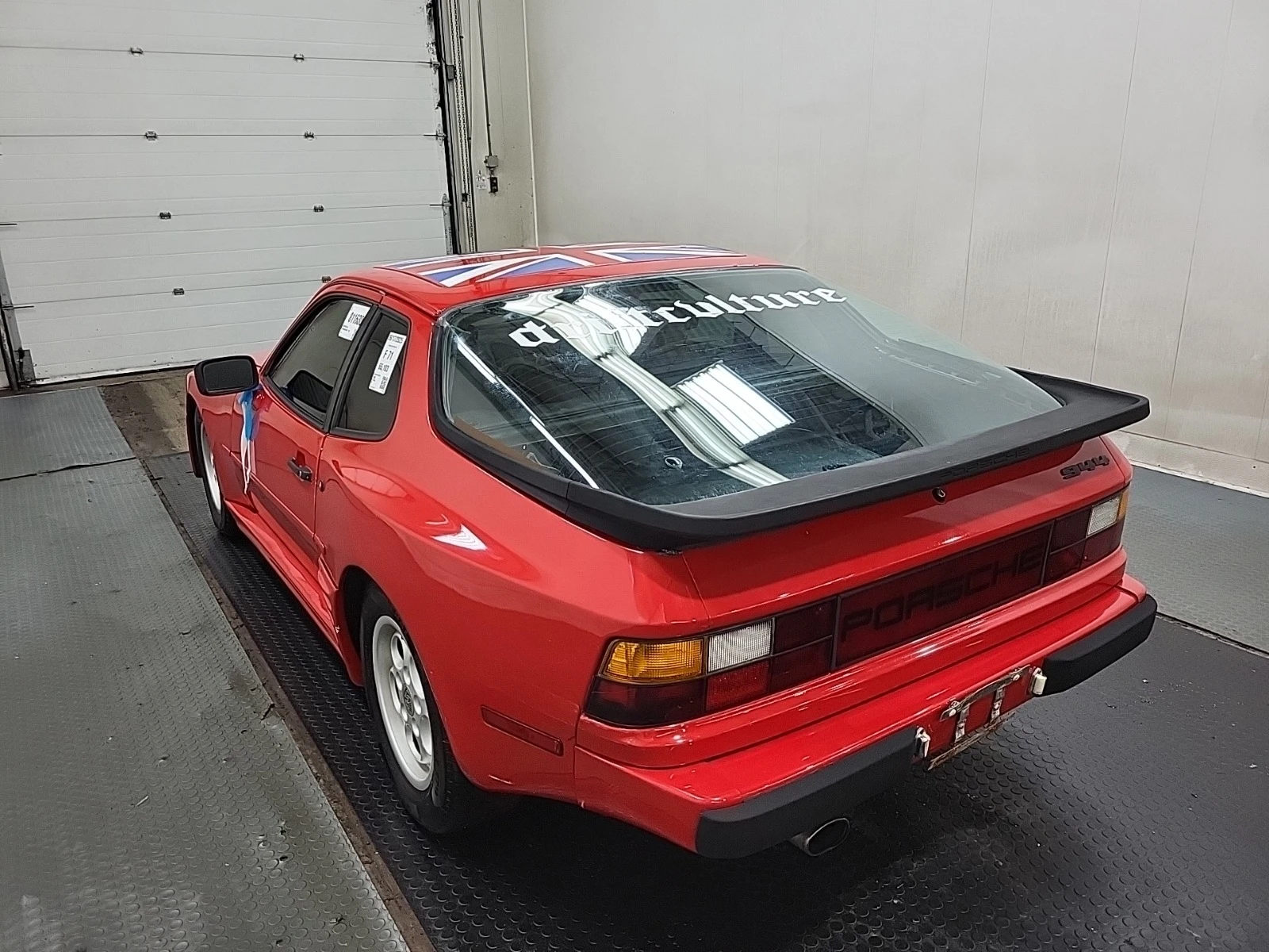 Porsche 944 CARFAX АВТО КРЕДИТ  - изображение 4