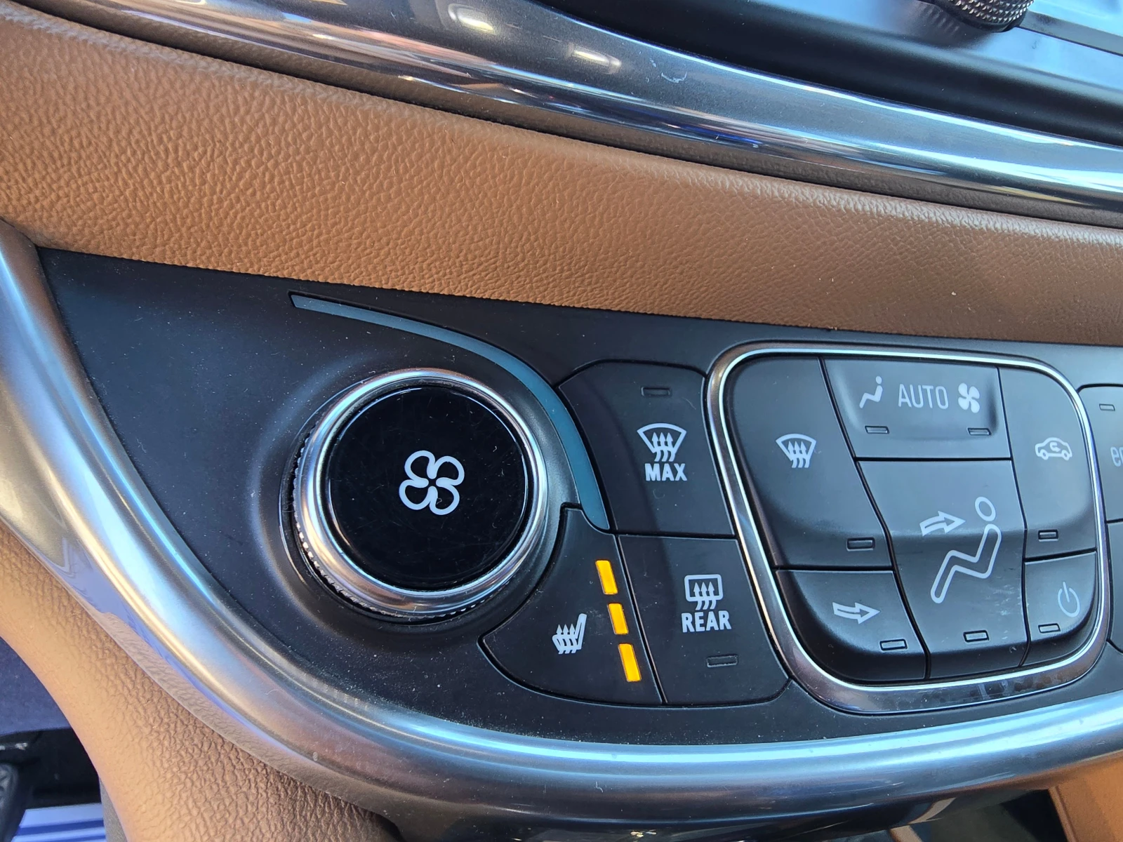 Chevrolet Volt Premier/ Plug-In / | Mobile.bg   16