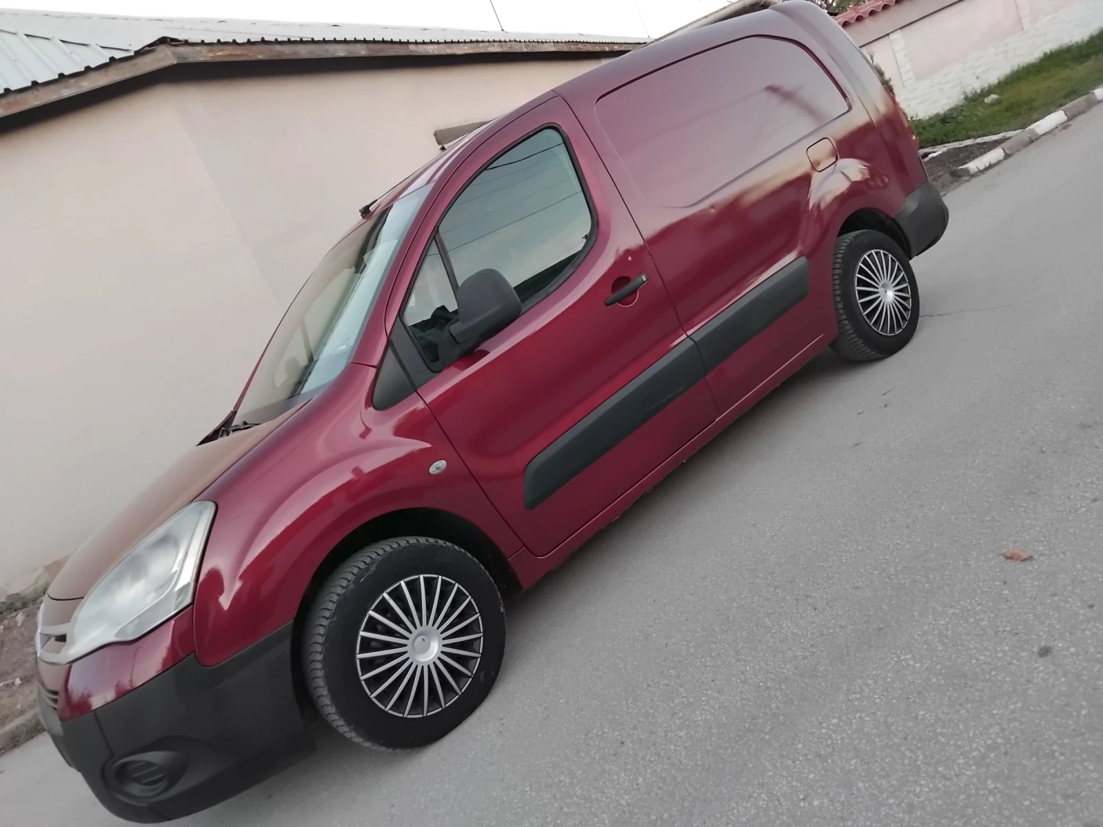 Citroen Berlingo 1.6HDI.90k+ . 2009. | Mobile.bg   2