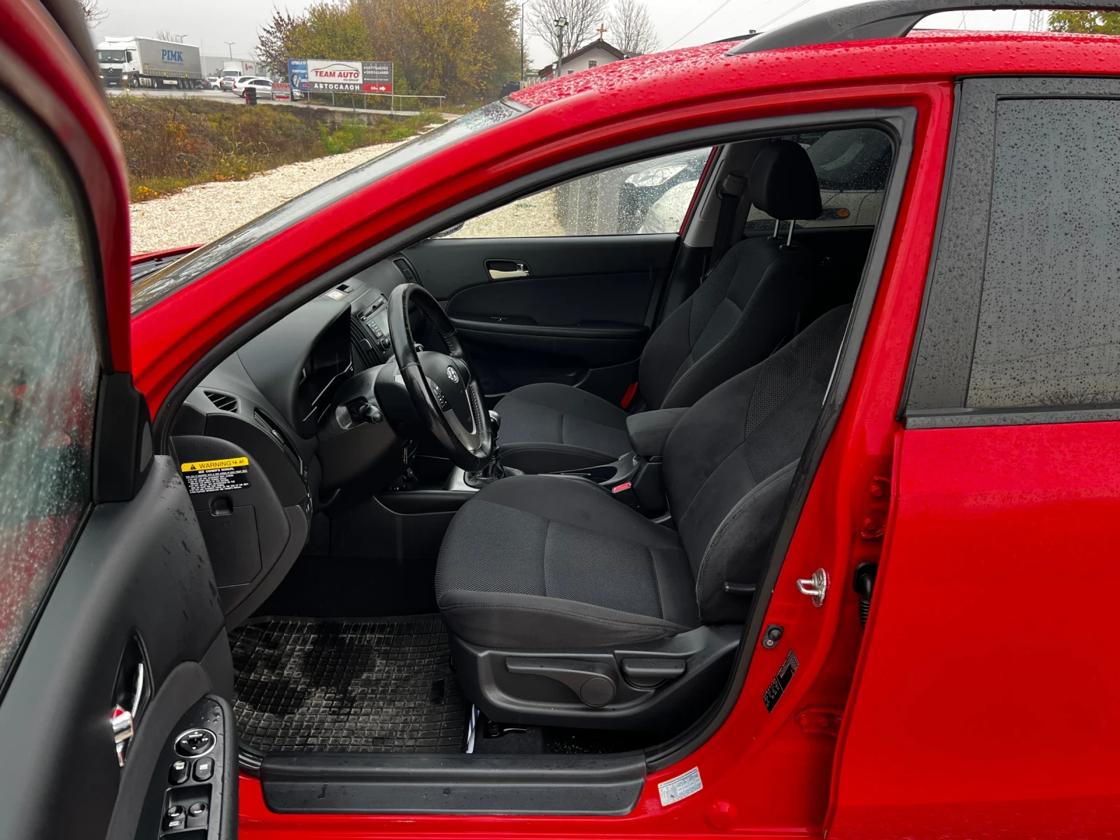 Hyundai I30 1.6i 169000km SWISS - изображение 10