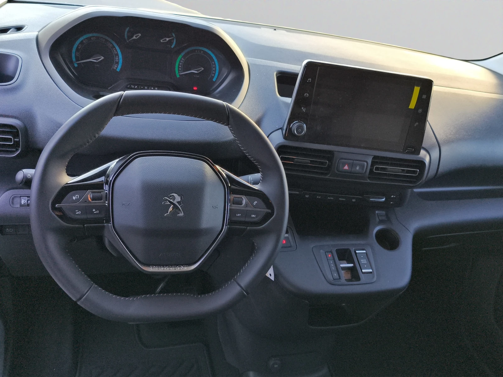 Peugeot Partner Long 950 PREMIUM 100kW Batterie 50kWh // 2411R11 - изображение 9