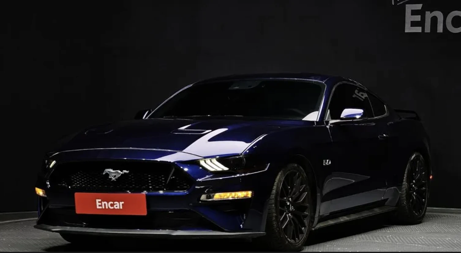 Ford Mustang GT* 5.0* V8* КОЖА* ОБДУХВАНЕ* ПОДГРЕВ* КАМЕРА* КЕЙ