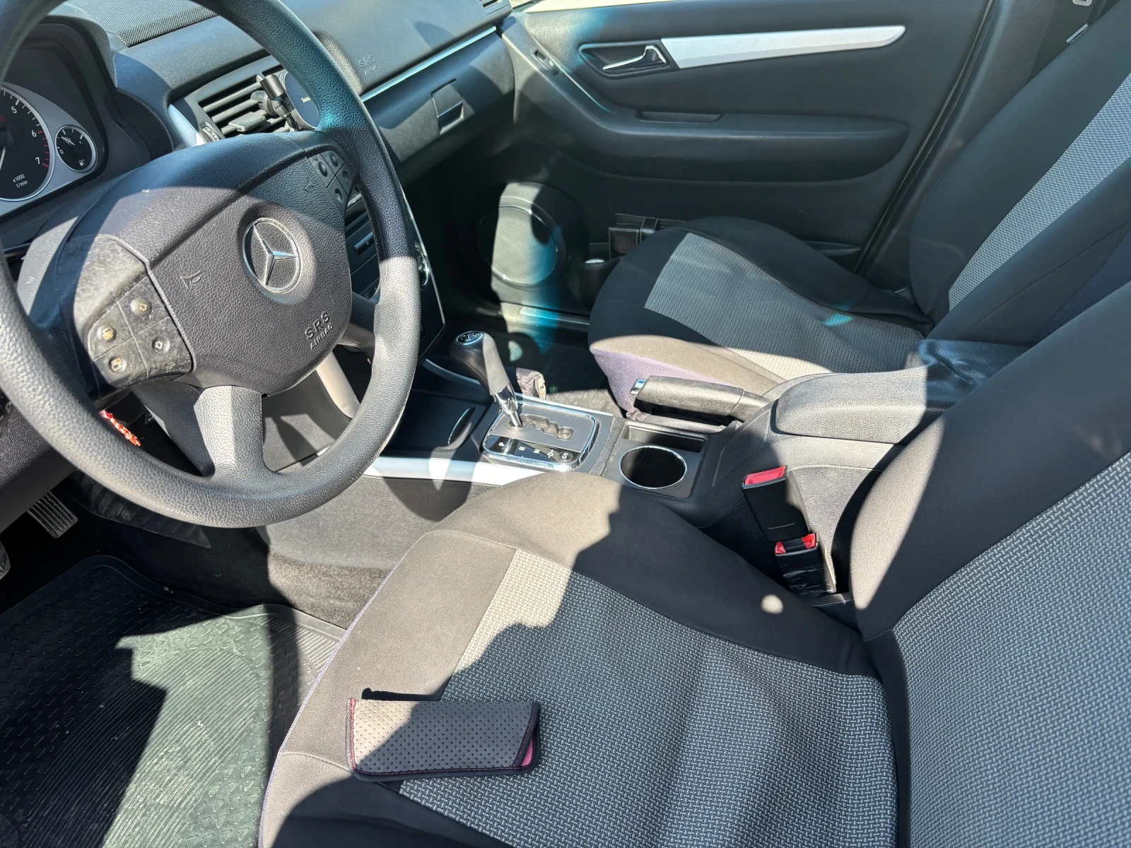 Mercedes-Benz B 200, снимка 6 - Автомобили и джипове - 53846625