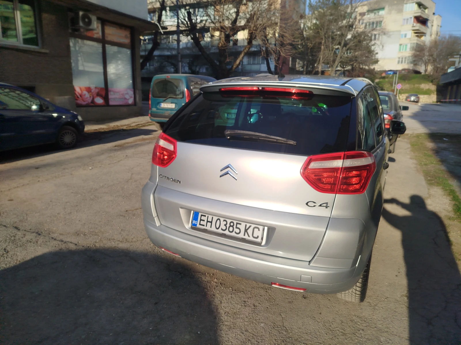 Citroen C4 Picasso, снимка 5 - Автомобили и джипове - 53892119