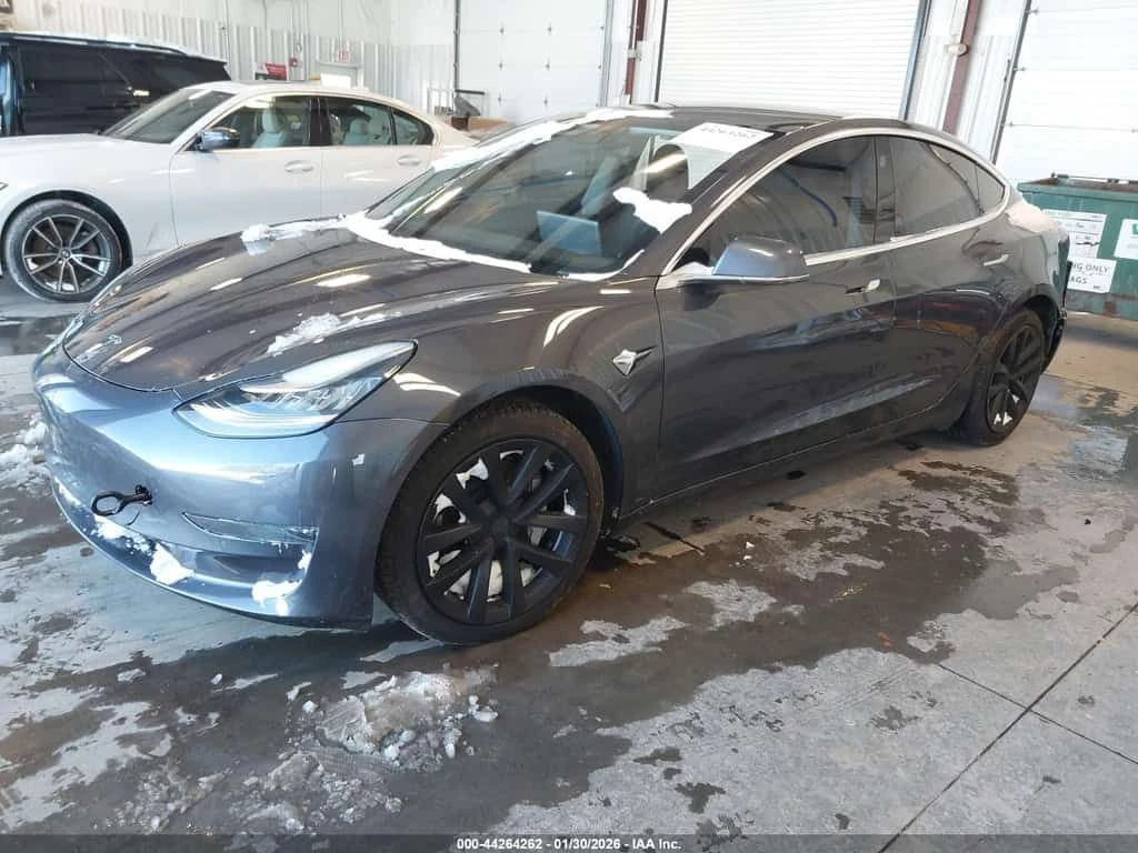 Tesla Model 3 LONG RANGE DUAL MOTOR AWD/CARFAX/ КРАЙНА ЦЕНА, снимка 2 - Автомобили и джипове - 53939076