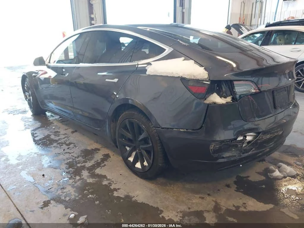 Tesla Model 3 LONG RANGE DUAL MOTOR AWD/CARFAX/ КРАЙНА ЦЕНА, снимка 5 - Автомобили и джипове - 53939076