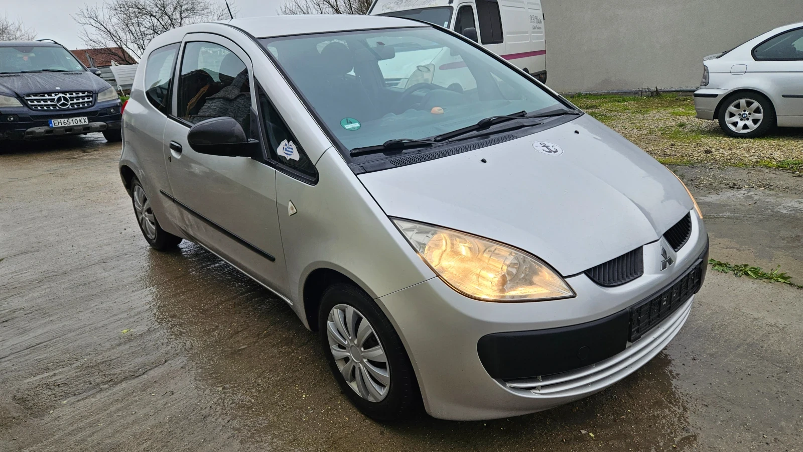 Mitsubishi Colt 1.1 I klima, снимка 3 - Автомобили и джипове - 54076859