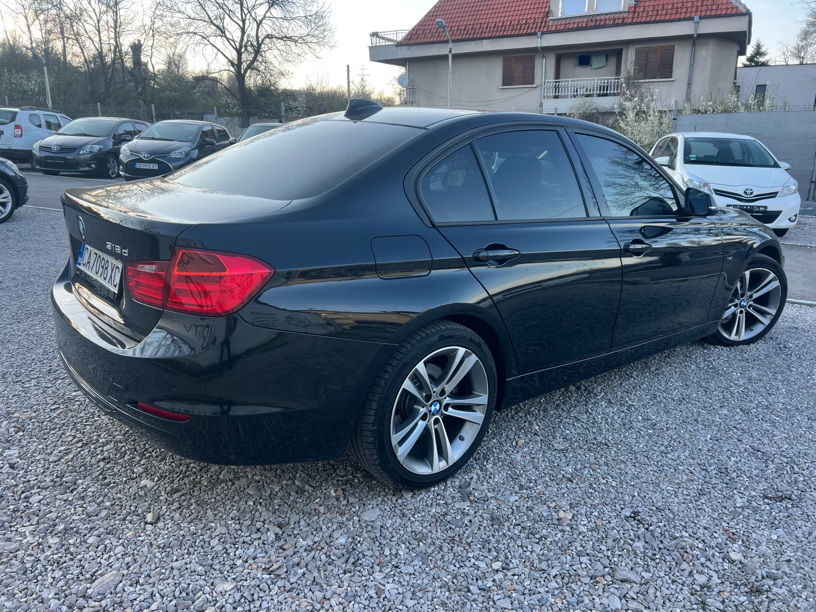 BMW 318 SPORT-LINE, снимка 4 - Автомобили и джипове - 54127691