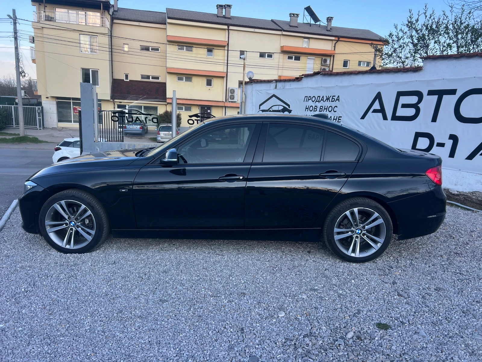 BMW 318 SPORT-LINE, снимка 8 - Автомобили и джипове - 54127691