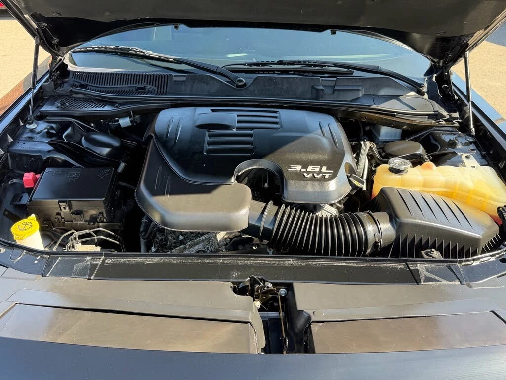 Dodge Challenger GT* AWD* АвтоКредит* (ЦЕНА ДО БГ), снимка 17 - Автомобили и джипове - 54259666