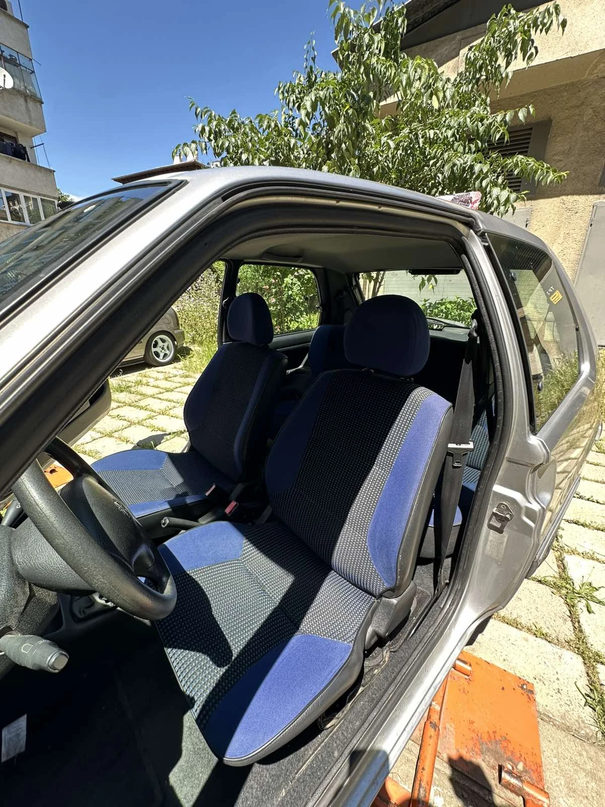 Peugeot 106, снимка 6 - Автомобили и джипове - 54721405
