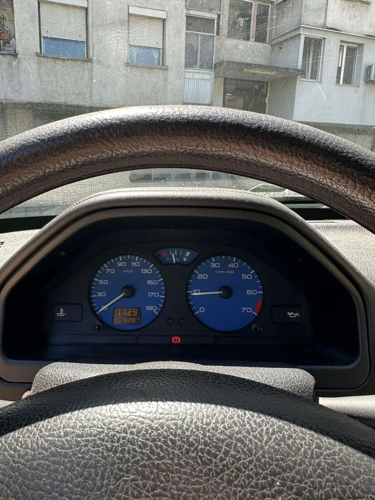 Peugeot 106, снимка 11 - Автомобили и джипове - 54721405