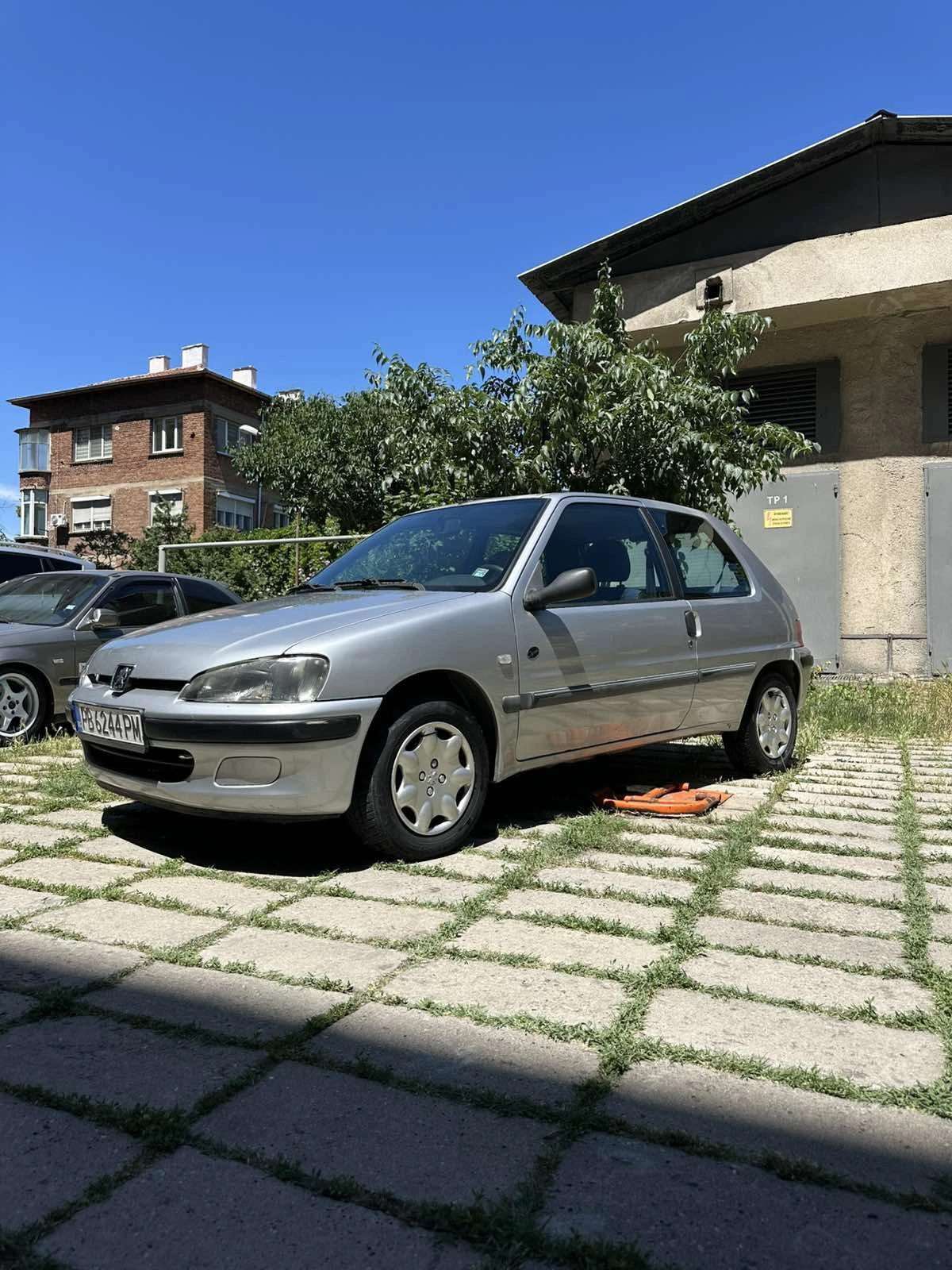 Peugeot 106