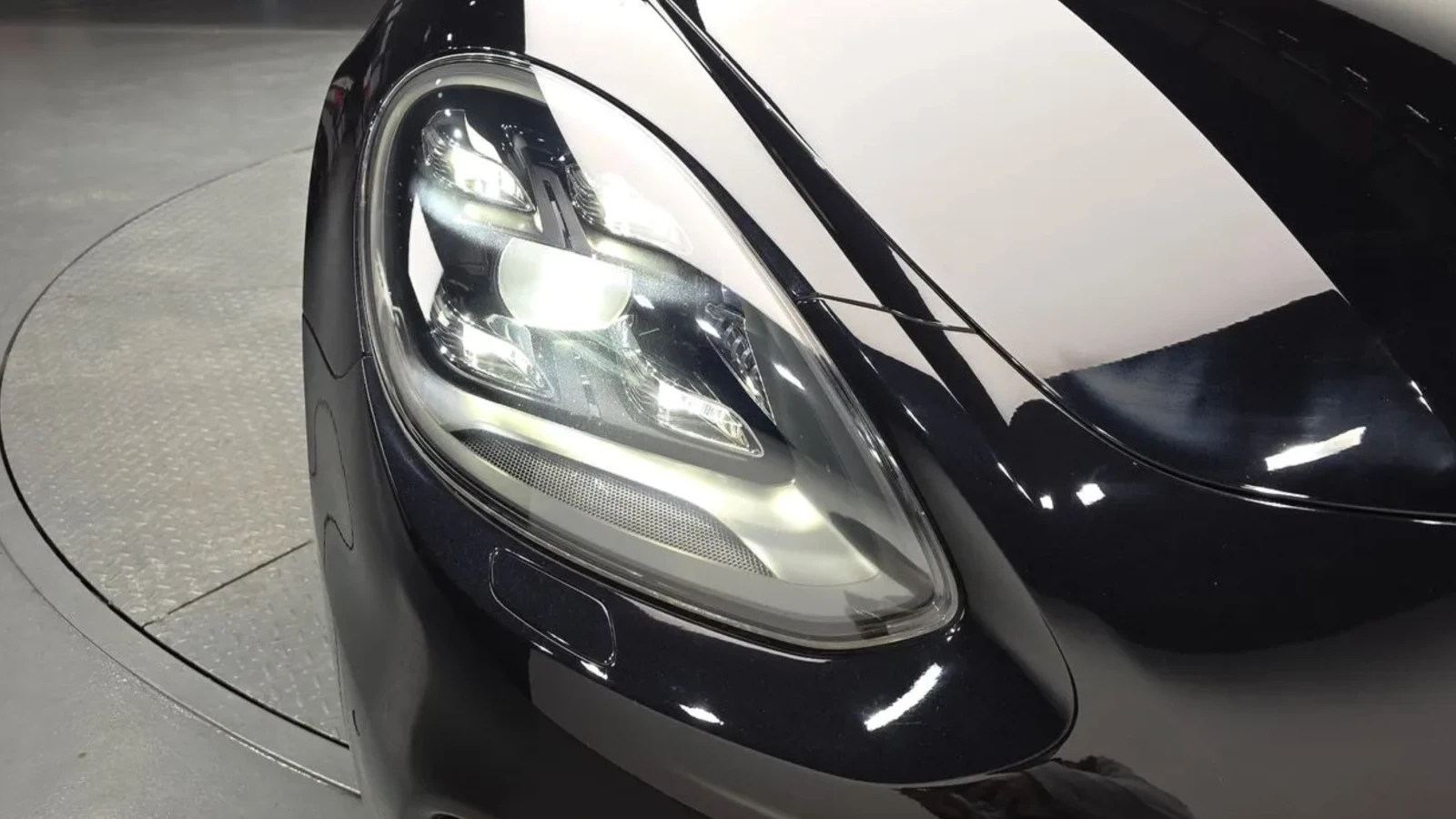 Porsche Panamera 3.0 AWD/ BOSE / 360 CAM / ОБДУХ , снимка 6 - Автомобили и джипове - 54791205