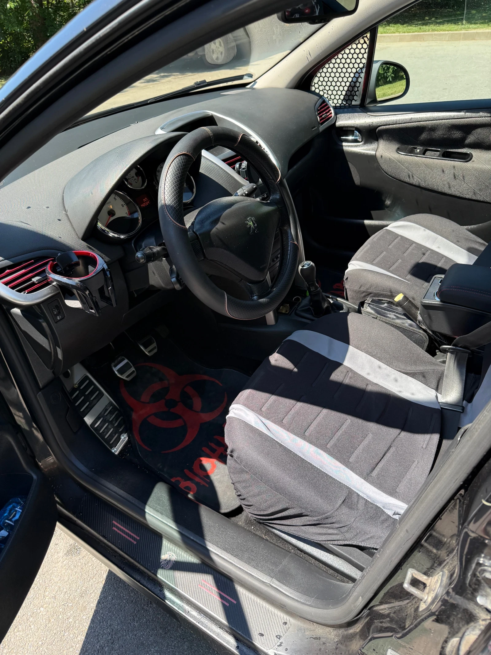 Peugeot 207 Бензин - Газ, снимка 9 - Автомобили и джипове - 54901901
