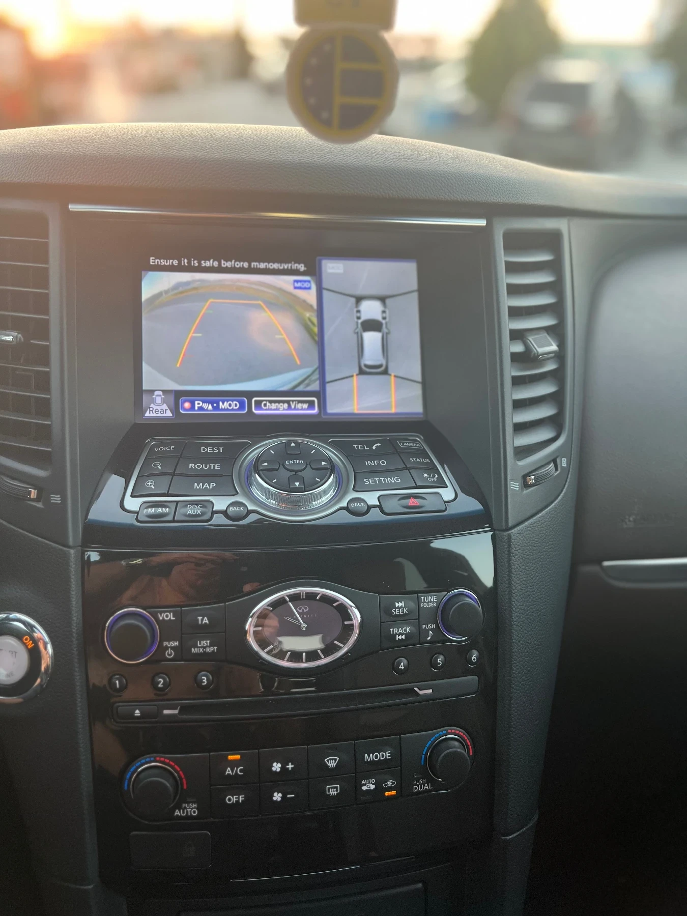 Infiniti Q70 3.0D 4x4, снимка 16 - Автомобили и джипове - 55638821