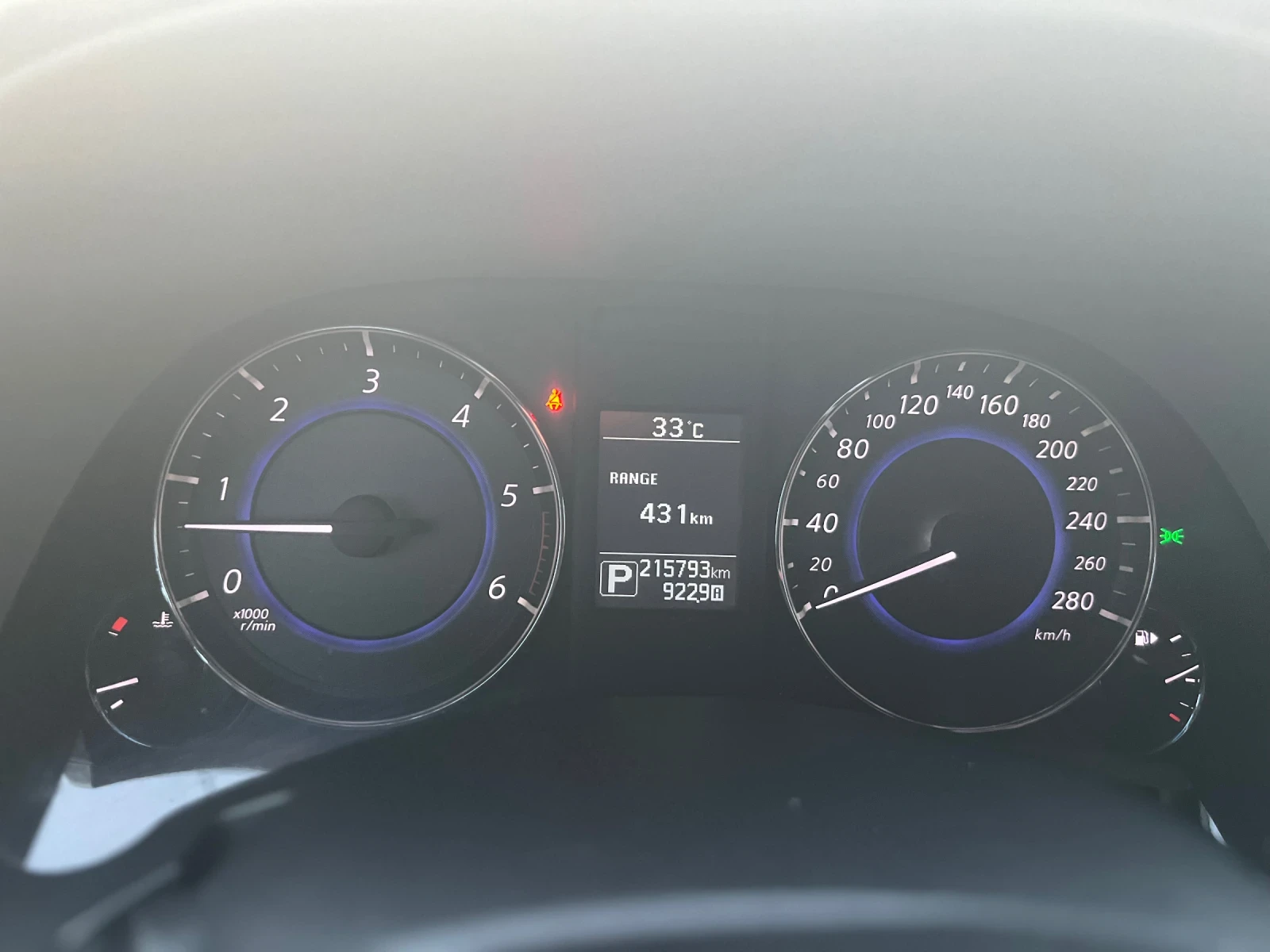 Infiniti Q70 3.0D 4x4, снимка 12 - Автомобили и джипове - 55638821