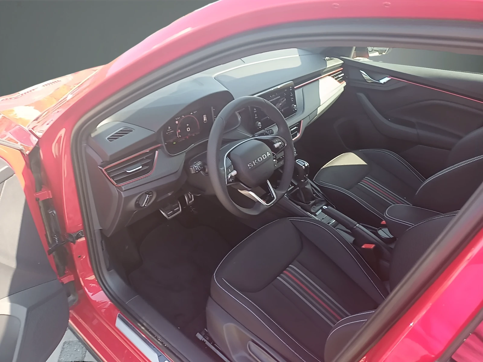 Skoda Scala 1.5TSI/7DSG MC, снимка 9 - Автомобили и джипове - 55784821