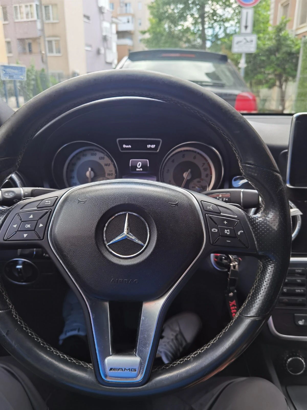 Mercedes-Benz CLA 250, снимка 10 - Автомобили и джипове - 55790742