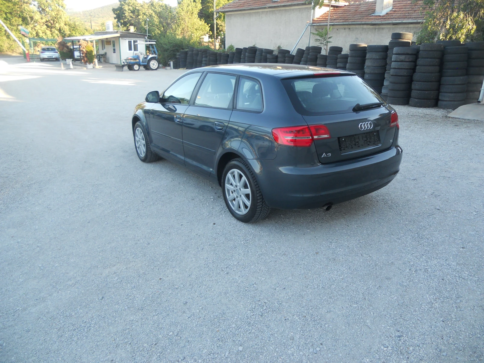 Audi A3 1.6i ЛИЗИНГ!!!! РЕАЛНИ КИЛОМЕТРИ+ СЕРВИЗНА ИСТОРИЯ, снимка 3 - Автомобили и джипове - 55991859