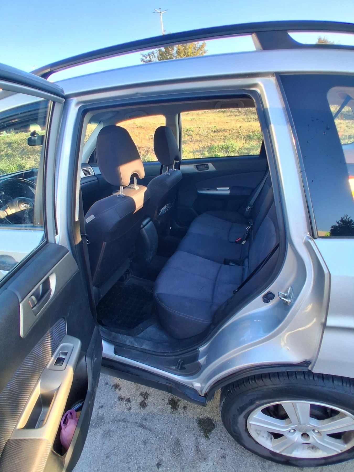 Subaru Forester, снимка 6 - Автомобили и джипове - 56018053
