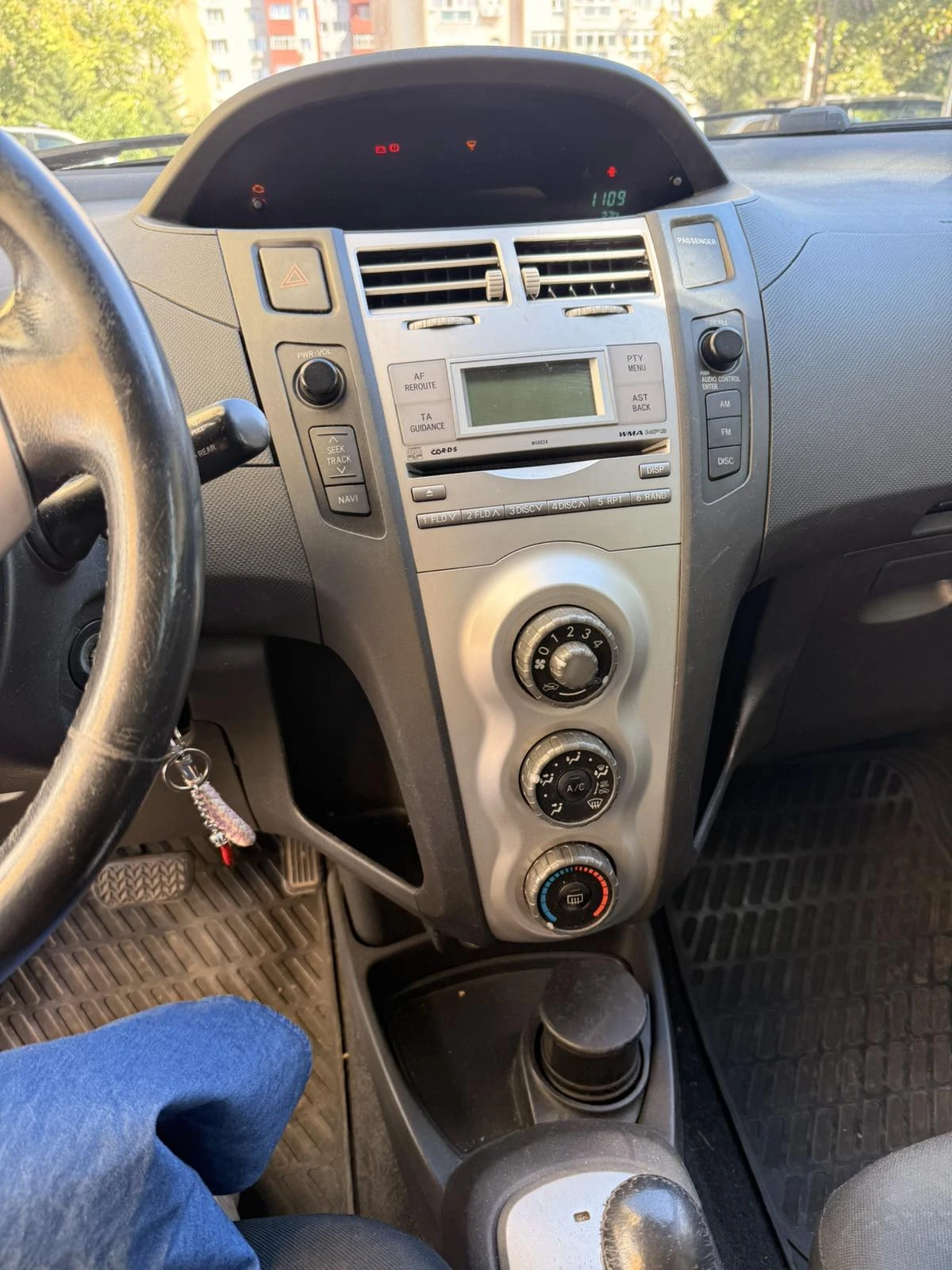 Toyota Yaris, снимка 6 - Автомобили и джипове - 56075064