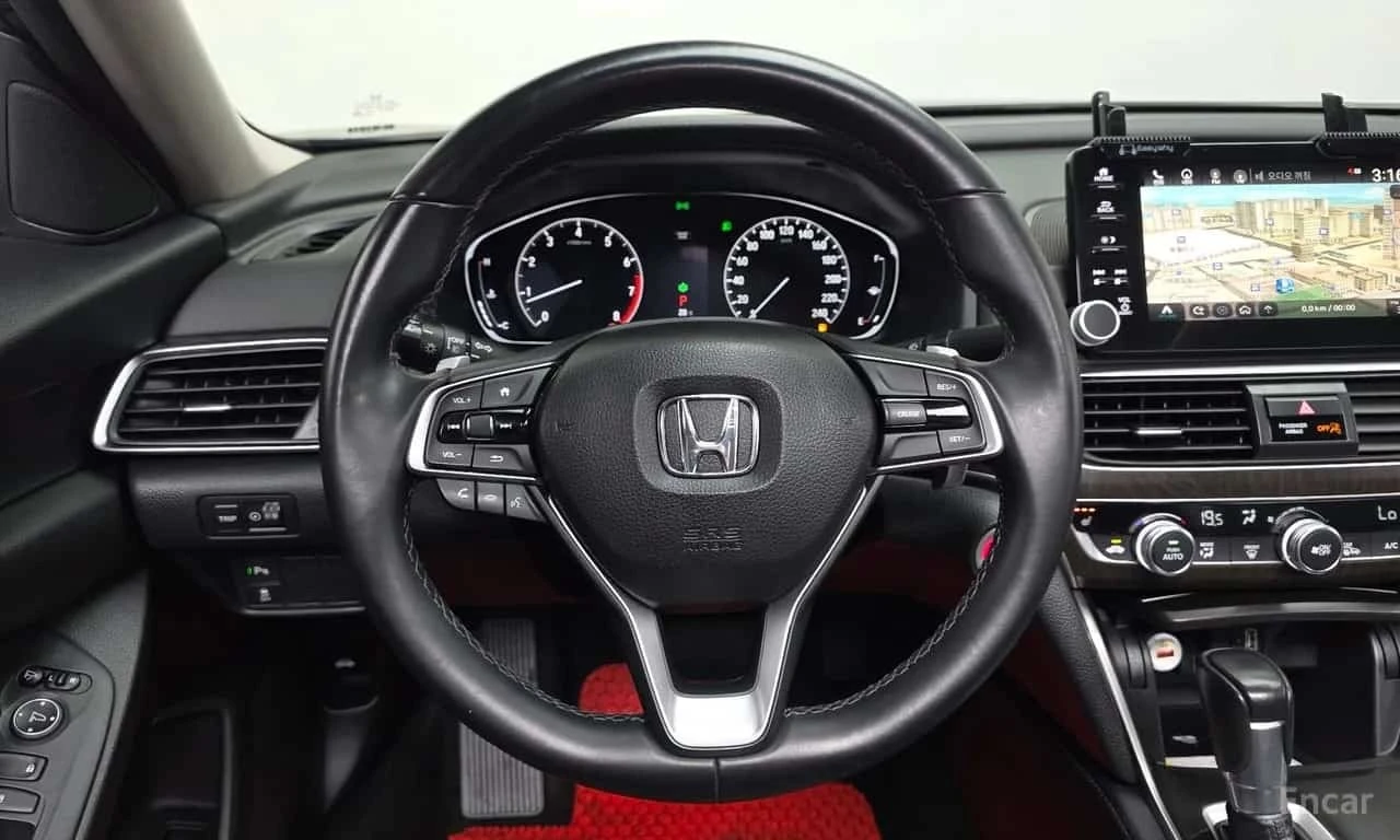 Honda Accord * 1.5 Turbo * , снимка 12 - Автомобили и джипове - 56598421