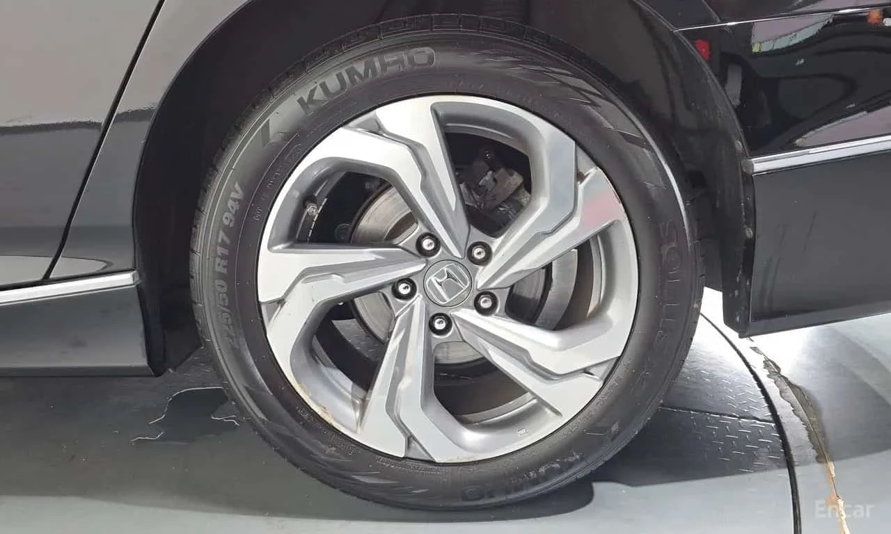 Honda Accord * 1.5 Turbo * , снимка 5 - Автомобили и джипове - 56598421