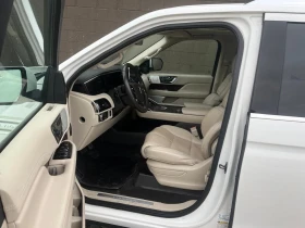 Lincoln Navigator Reserve * ОБДУХВАНЕ* 360 КАМЕРА* ПОДГРЕВИ* DIGITAL, снимка 11