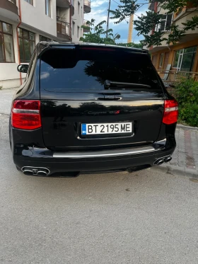     Porsche Cayenne GTS