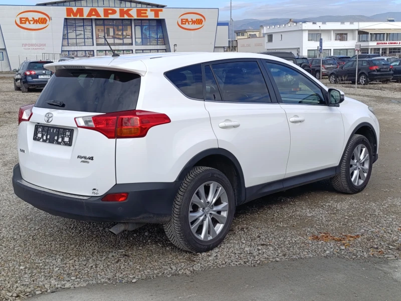 Toyota Rav4 2.2d4D, снимка 3 - Автомобили и джипове - 48769489