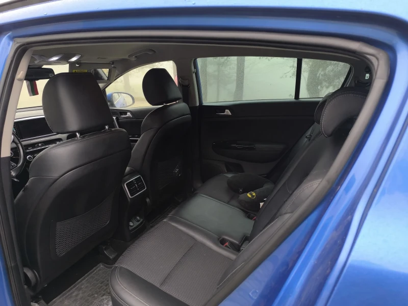 Kia Sportage, снимка 2 - Автомобили и джипове - 50815632