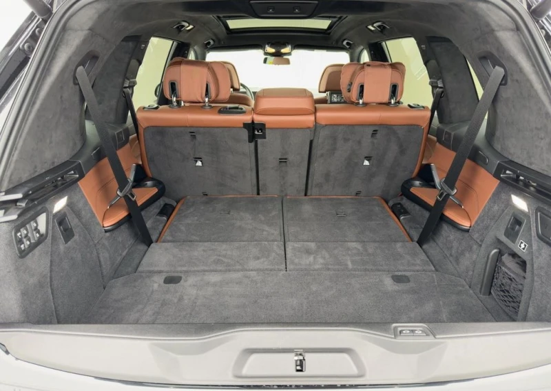 BMW X7 40d xDrive M-Sport, снимка 9 - Автомобили и джипове - 52653845