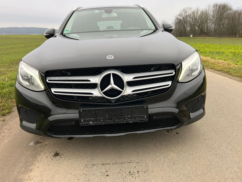 Mercedes-Benz GLC 250 4MATIC\kamera 360\ALKANTARA, снимка 3 - Автомобили и джипове - 52756297