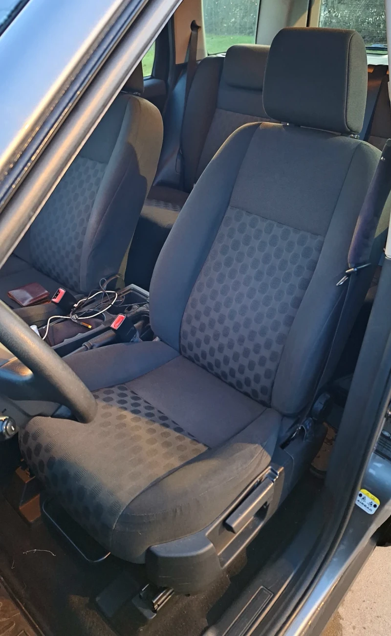 Land Rover Freelander 2.2 TD4, снимка 9 - Автомобили и джипове - 53263111